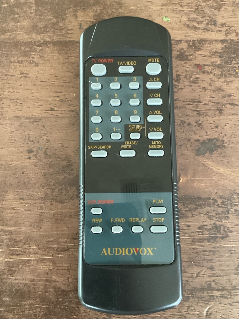 Original Audiovox 1361612 remote control for TV/DVD or VCR combo units systems